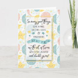 Tarjeta Bebé gemelo felicita a las lunas y las estrellas