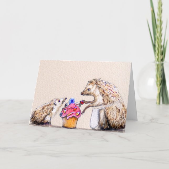 Tarjeta Bebé Hedgehog con torta de cumpleaños (Anverso)