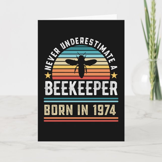 Tarjeta Beekeeper nacido en 1974 50 cumpleaños Regalo de a (Anverso)