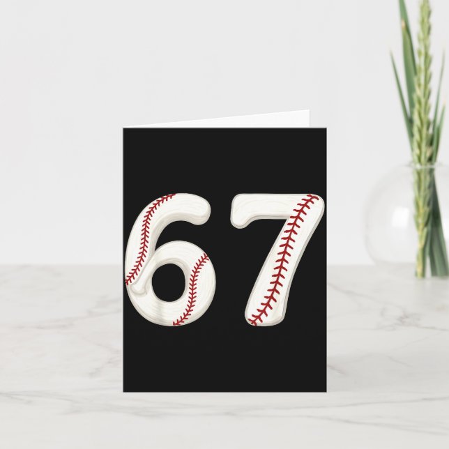 Tarjeta Béisbol 67 Número Divertido Seis Siete Gen Alfa Me (Anverso)