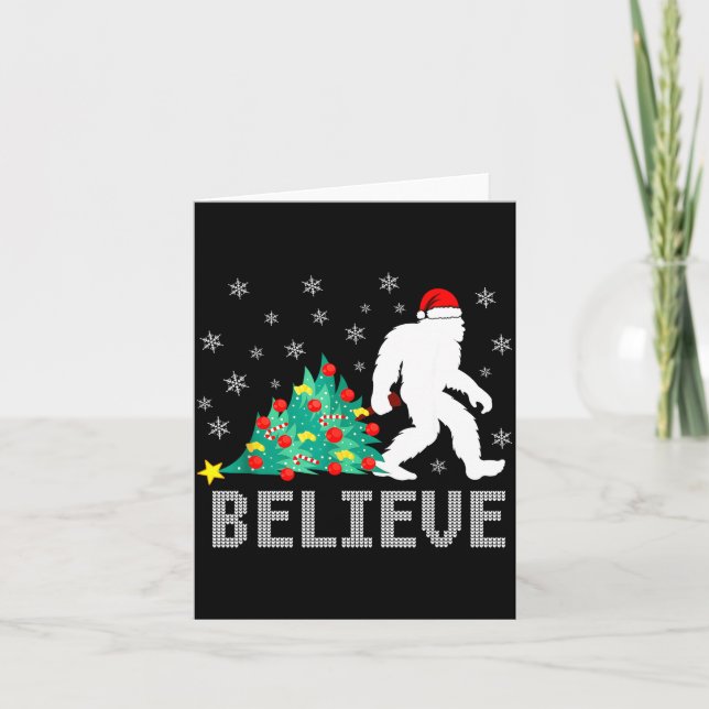 Tarjeta Believe Bigfoot Sasquatch Santa Reindeer Christmas (Anverso)