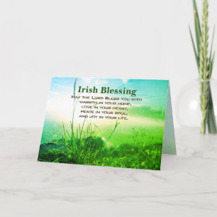 Tarjeta Bendición irlandesa, amor en tu corazón, acantilad