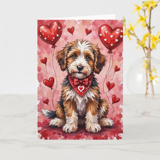 Tarjeta Bernedoodle Valentine Dog Sitting with Hearts Red (flor amarilla)