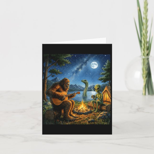 Tarjeta Bigfoot y Alien Loch Ness Campfire Sasquatch Diver (Anverso)