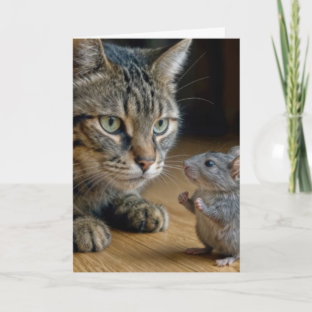 Tarjeta Birthday Tabby Cat With Brave Mouse (Anverso)