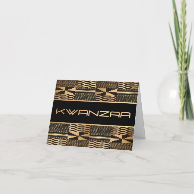 Tarjeta Black and Gold Kente Print "Happy Kwanzaa" (Anverso)