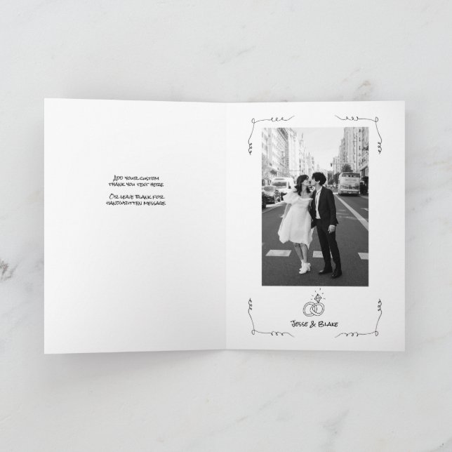 Tarjeta Boda de Ilustraciones Doodle en blanco y negro (Interior)