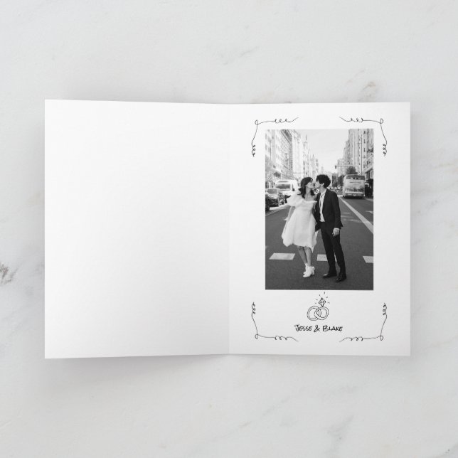 Tarjeta Boda de Ilustraciones Doodle en blanco y negro (Interior)