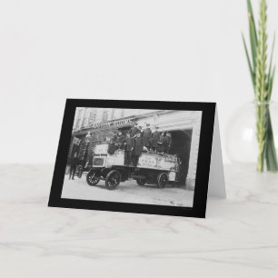 Tarjeta Bomberos presentados en el coche de bomberos en