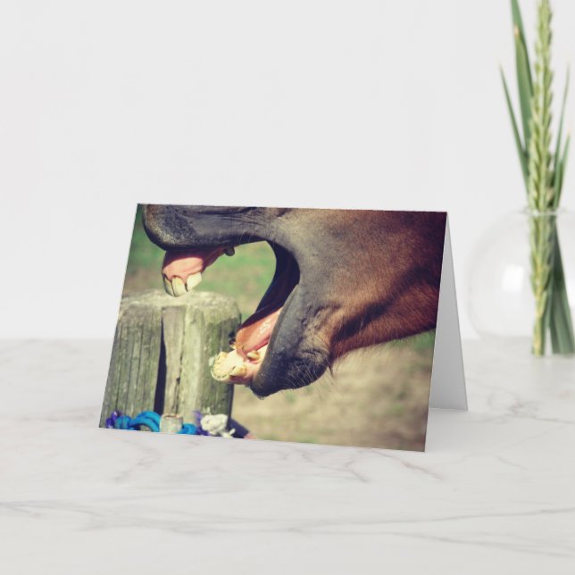 Tarjeta Bostezo del caballo, el día de padre (Anverso)
