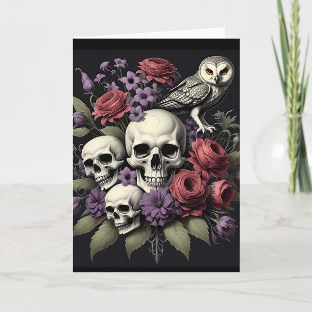 Tarjeta Bouquet gótico con tres cráneos y cumpleaños de bú (Anverso)