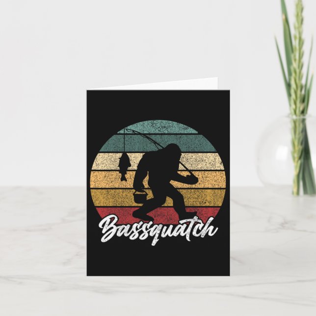 Tarjeta ¡Bquatch! B Fisherman Sasquatch Funny Bigfoot Fish (Anverso)