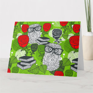 Tarjeta Búho en rosas rojas