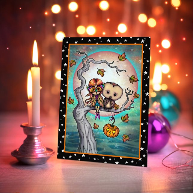 Tarjeta Búho y niña de Halloween de pájaros de una pluma (Subido por el creador)