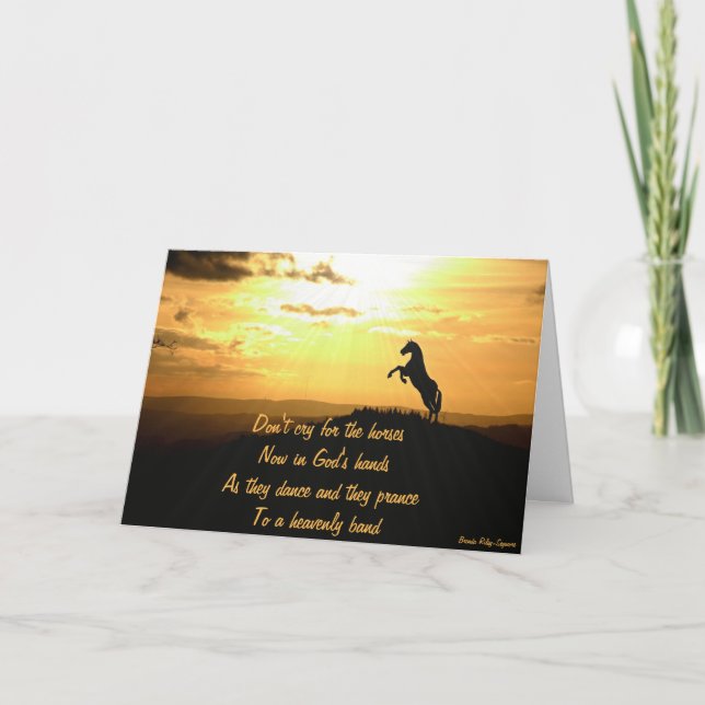 Tarjeta Caballo que se alza en silueta de la puesta del (Anverso)
