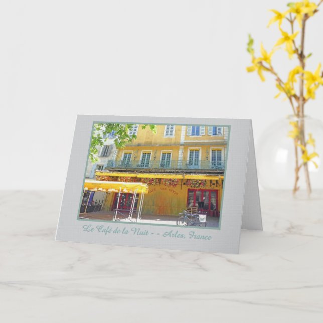 Tarjeta "CAFE AT NIGHT IN ARLES FRANCE" Greeting Card (flor amarilla)