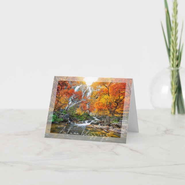 Tarjeta Caída de otoño y río con texto personalizado (Anverso)