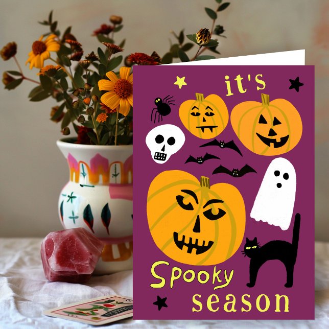 Tarjeta Calabazas de la temporada espeluznante Murciélago  (Spooky Season Pumpkins Ghost Bat HAPPY HALLOWEEN  Autumn Hand-Drawn Whimsical Cute Greeting Card
)