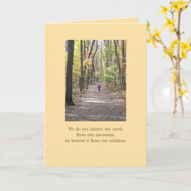 TARJETA CAMINANDO EN MADERA/NATURALEZA/COTA/BLANCO DENTRO (flor amarilla)