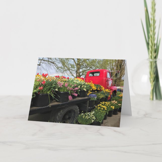 Tarjeta Camión rojo con flores de primavera y arcoiris (Anverso)