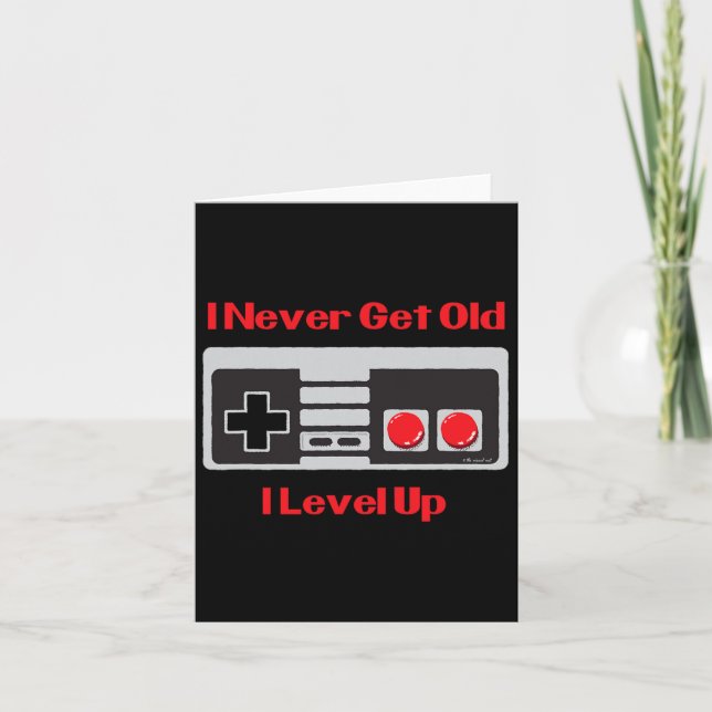 Tarjeta Camiseta divertida para juegos de cumpleaños para  (Anverso)