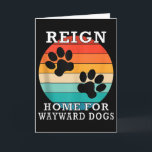 Tarjeta Camiseta Reign Home For Wayward Dogs Nombre De Fam<br><div class="desc">Camiseta Reign Home For Wayward Dogs Nombre De Familia</div>