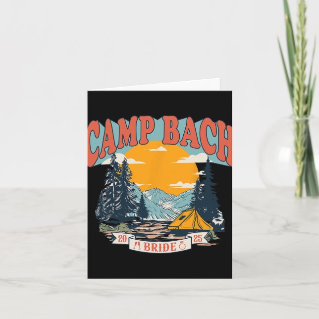 Tarjeta Camp Bach Bride 2025 Retro Camping Bachelorette Pa (Anverso)
