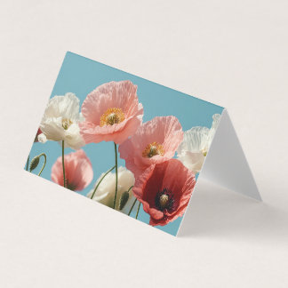 Tarjeta Campo de cachorros contra un cielo azul y suave