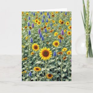 Tarjeta Campo de girasoles y flores silvestres de cumpleañ