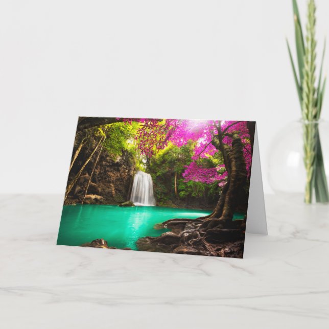 Tarjeta Cascada en bosque del otoño (Anverso)