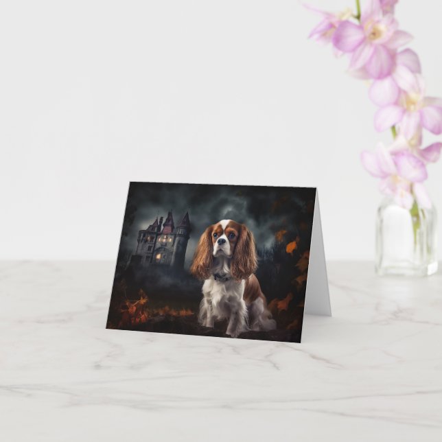 Tarjeta Cavalier King Charles Spaniel Halloween Espeluznan (Orquídea)
