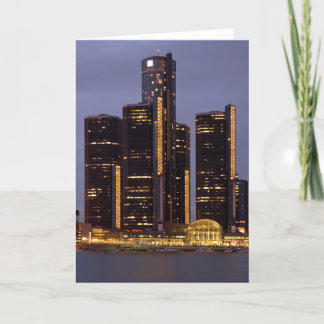 Tarjeta Centro del renacimiento de Detroit en la oscuridad