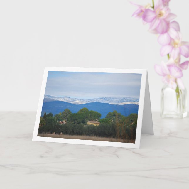 Tarjeta Chalet amarillo y montañas nevadas (Orquídea)