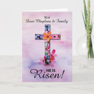Tarjeta Chaplain y Pascua familiar Se levanta las flores c