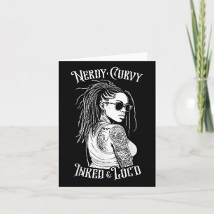Tarjeta Chica Negro Nerdy Curvy Inked And Loc’d Tattoo Wom