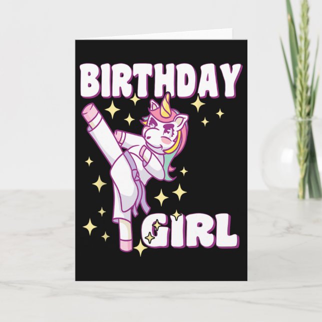 Tarjeta Chica Unicornio de Karate de Cumpleaños  (Anverso)