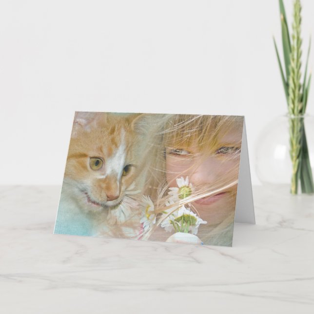 Tarjeta chica y gato tabby (Anverso)