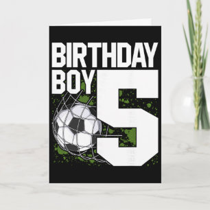 Tarjeta Chico fanático del fútbol en su quinto cumpleaños 