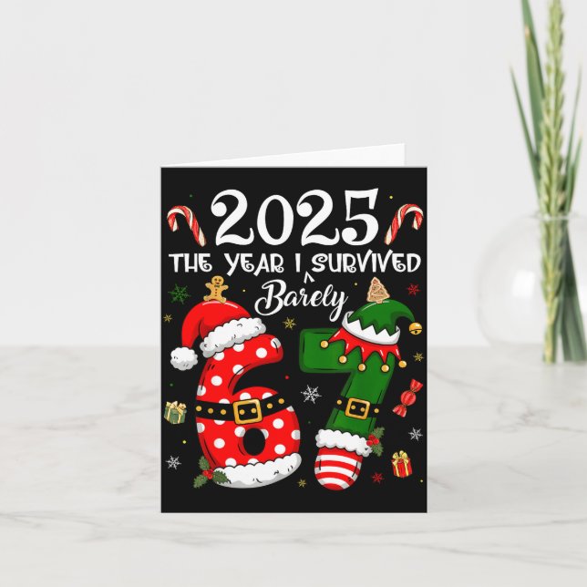 Tarjeta Christmas 2025 The Year I Barely Survived Six Seve (Anverso)