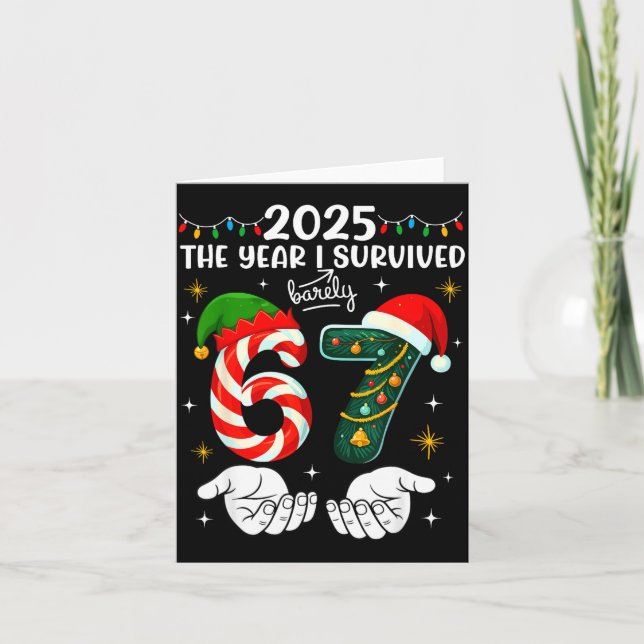 Tarjeta Christmas 2025 The Year I Barely Survived Six Seve (Anverso)