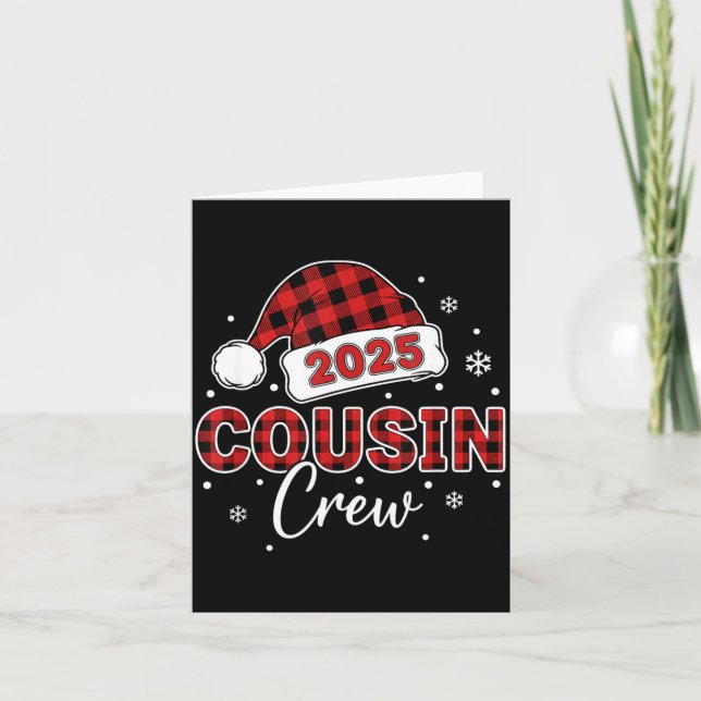Tarjeta Christmas Buffalo Plaid 2025 Cousin Crew Santa Hat (Anverso)