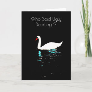 Tarjeta Cisne sobre agua negra