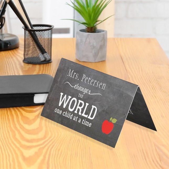 Tarjeta Cita de tipografía blanca con nombre de profesor (Subido por el creador)