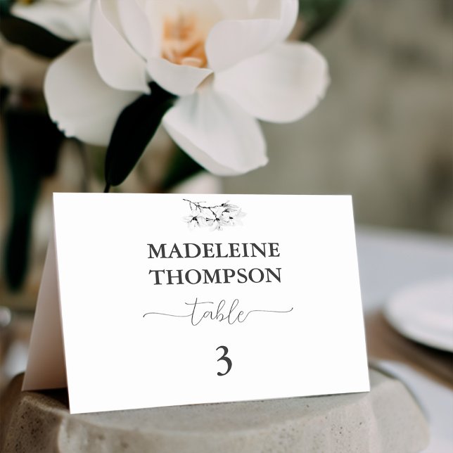Tarjeta clásica Magnolia Boda blanco negro (Classic Magnolia Place Card Table Number Black White Calligraphy Elegant Modern Simple Classy)
