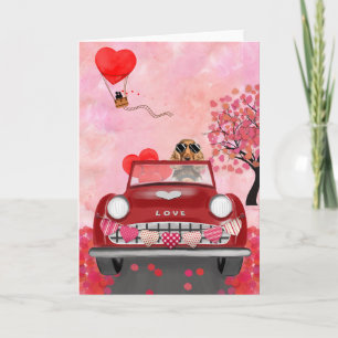 Tarjeta Cocker Spaniel conduciendo un coche con corazones