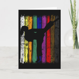 Tarjeta Colores de cinturón de karate de silueta de mujere
