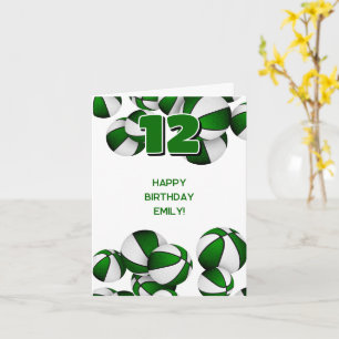 Tarjeta colores de equipo verde baloncesto niños cumpleaño