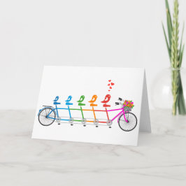 Tarjeta colorida bicicleta tándem con familia de pájaros l