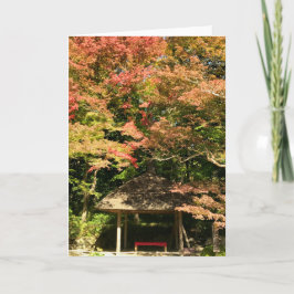 Tarjeta Coloridos arboles de arce y casa de descanso