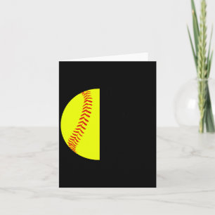 Tarjeta Con Jesús en su corazón y un Softball Ella es In